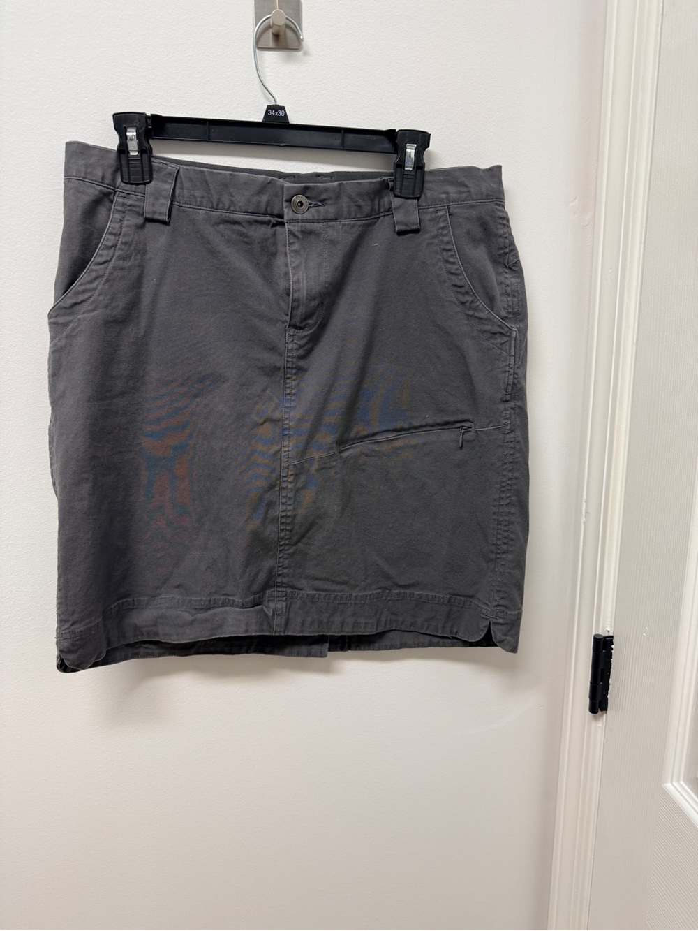 Duluth Trading Co skirt with built in short liner